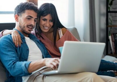 Flooring Blog_Buckway's Couple browsing internet | Buckway Flooring